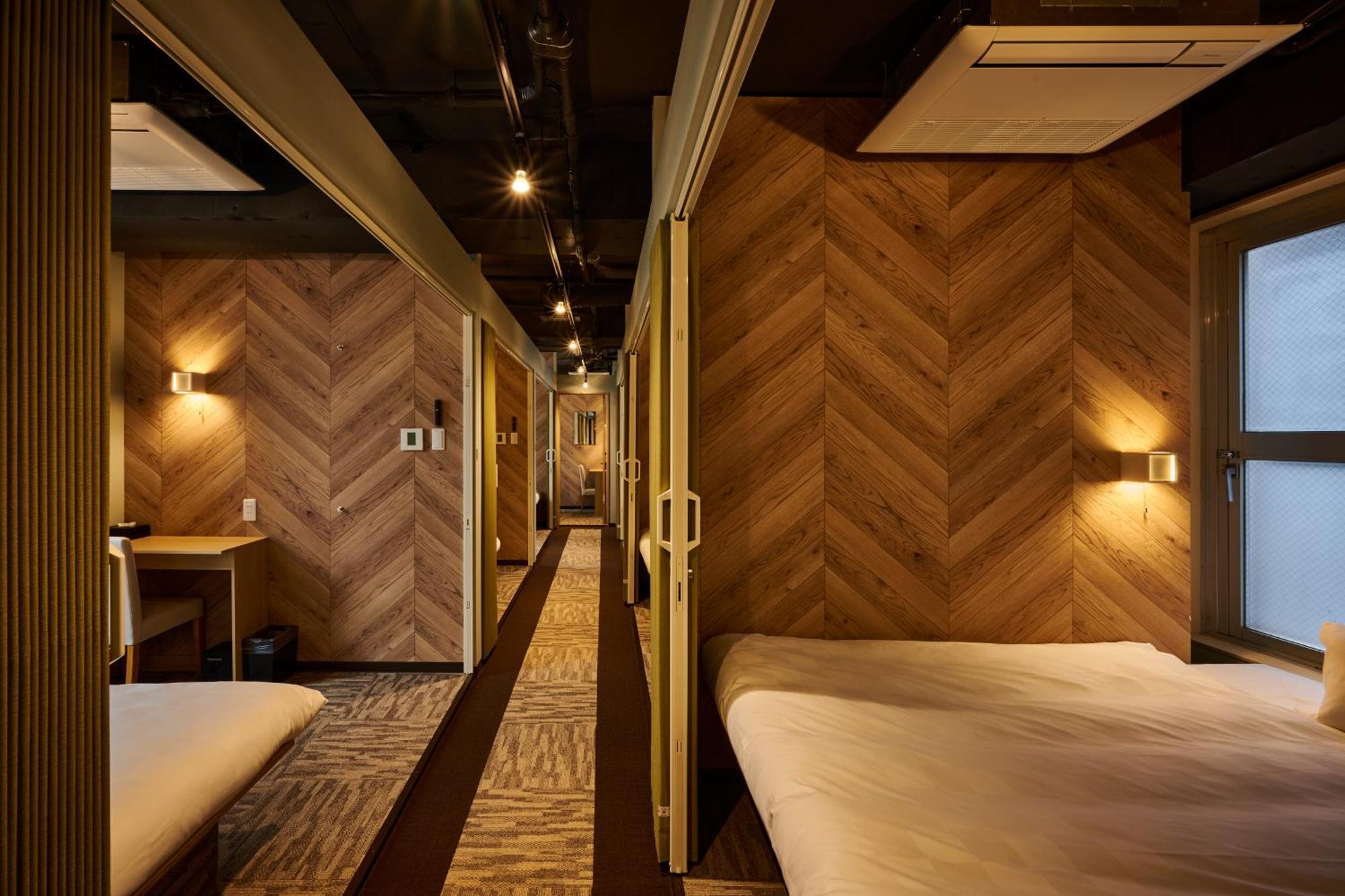Capsule Hotel Continue Nijojokita Kyoto Bagian luar foto